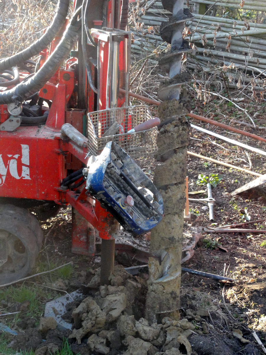 03_2012-03-22-18-14-38_04763 03_2012-03-22-18-14-38_04763