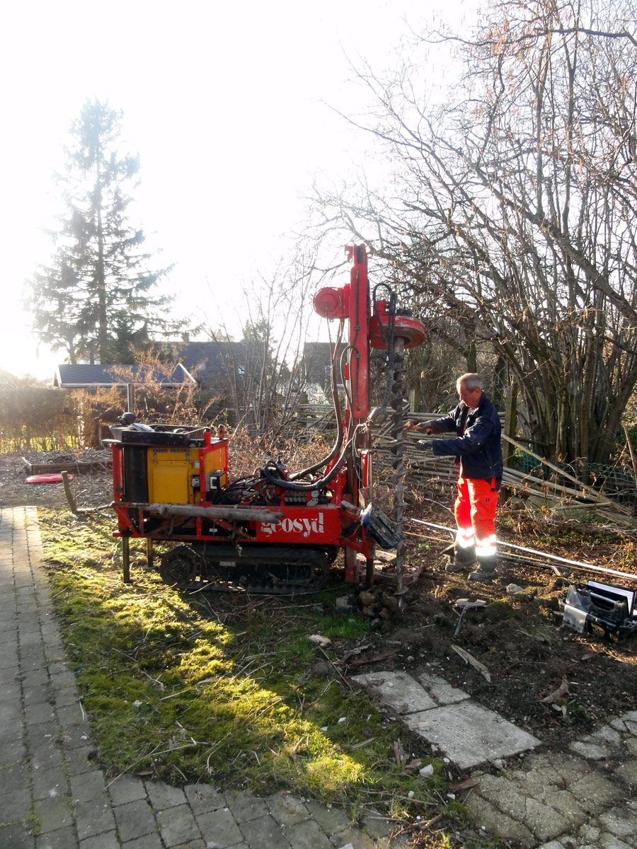 05_2012-03-22-18-10-04_04762 05_2012-03-22-18-10-04_04762