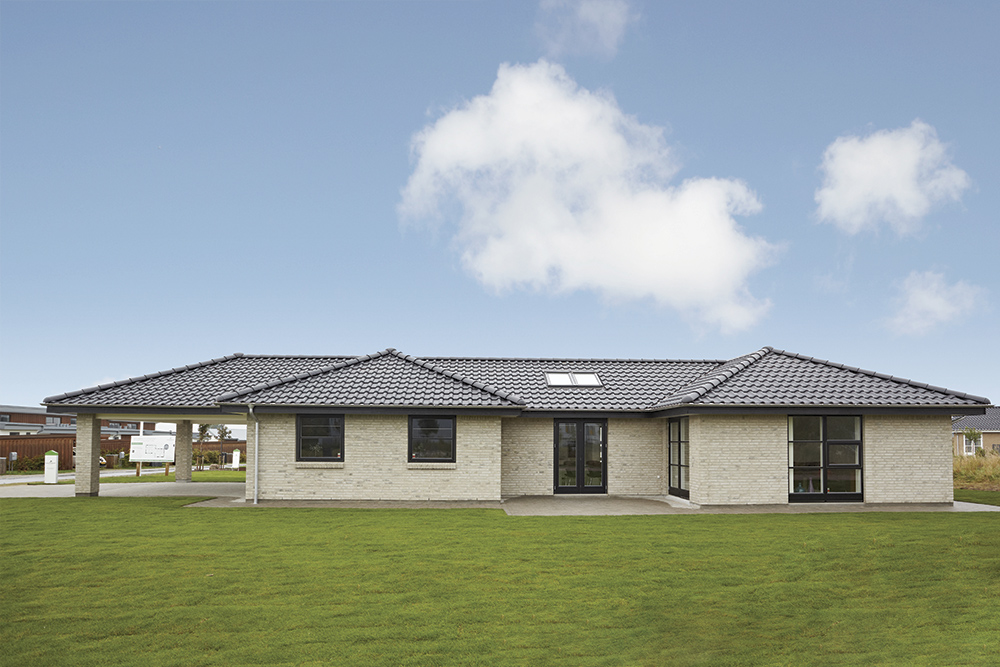 b711_-_solbuen_79_3400_hilleroed2 b711_-_solbuen_79_3400_hilleroed2