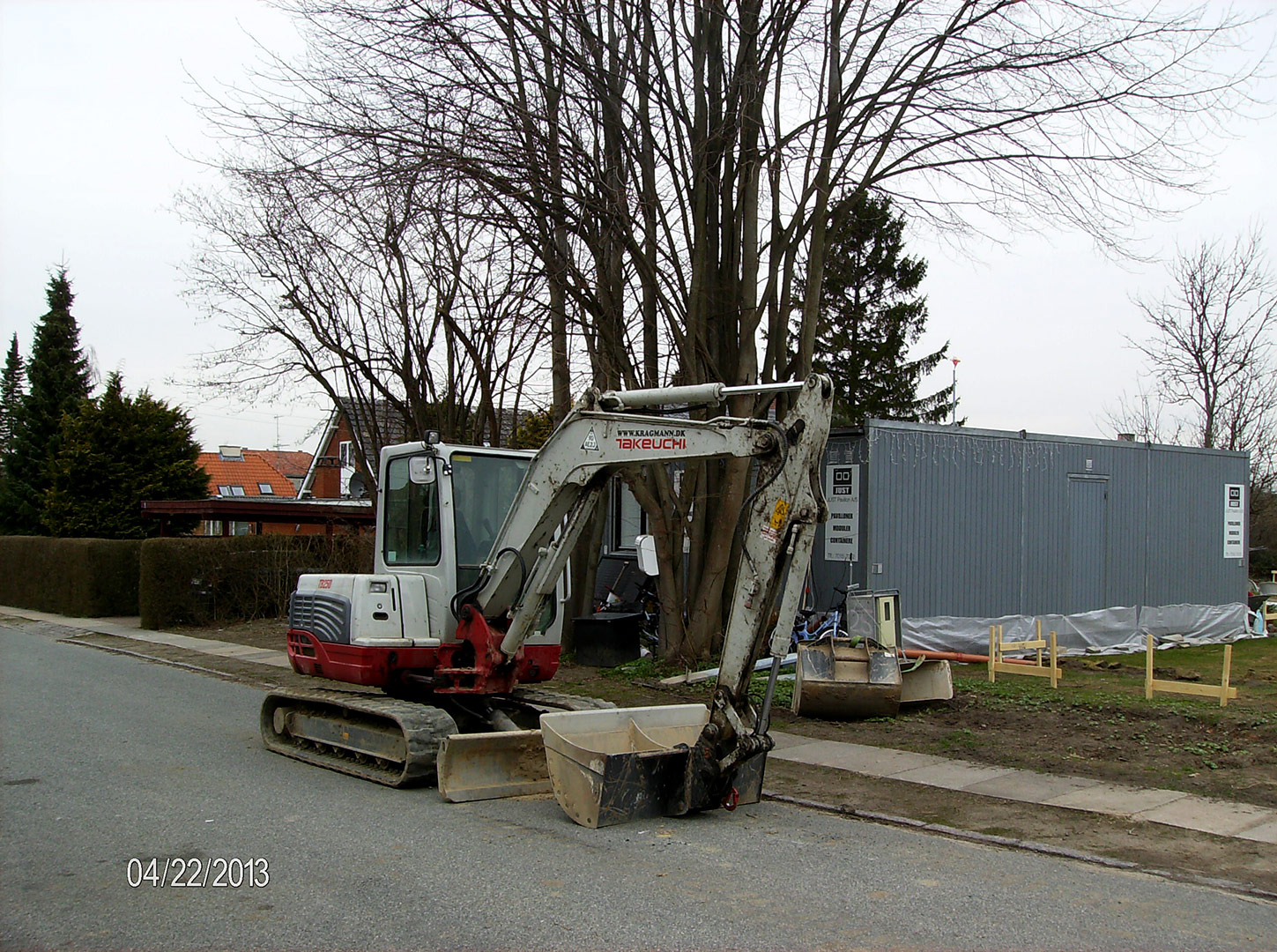 2013-04-22_13-18-49_2967 2013-04-22_13-18-49_2967