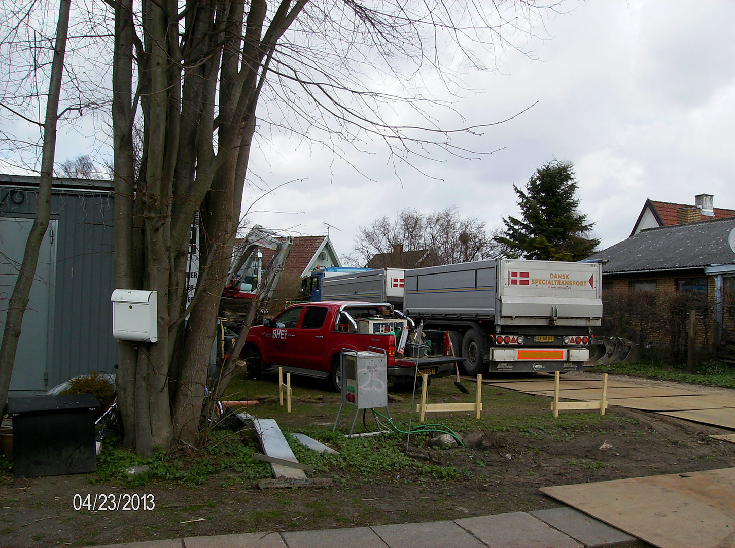 2013-04-23_12-12-33_2990 2013-04-23_12-12-33_2990