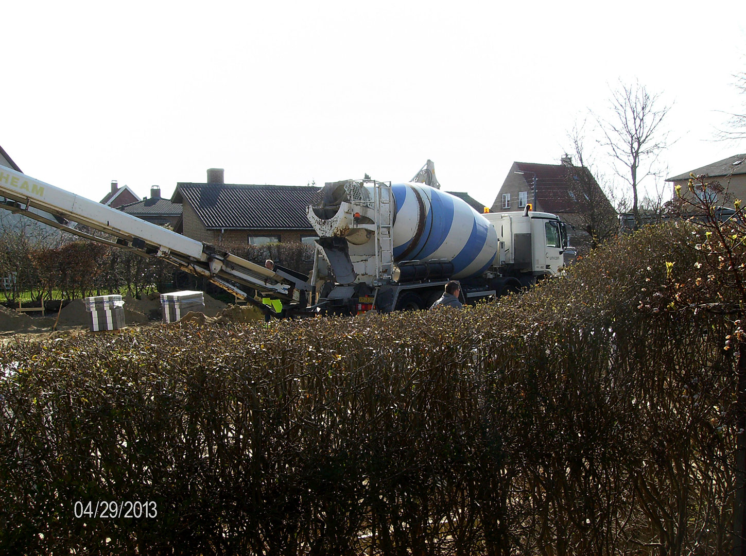 2013-04-29_08-25-37_3025 2013-04-29_08-25-37_3025