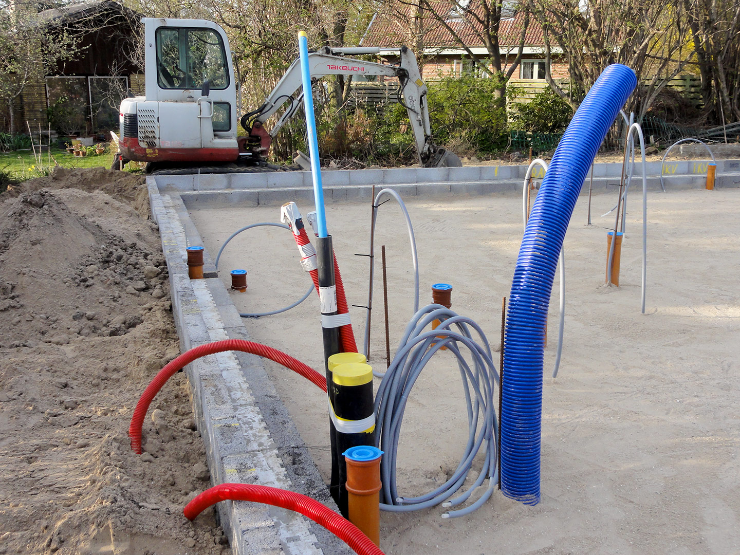 2013-05-06_18-46-35_07512 2013-05-06_18-46-35_07512