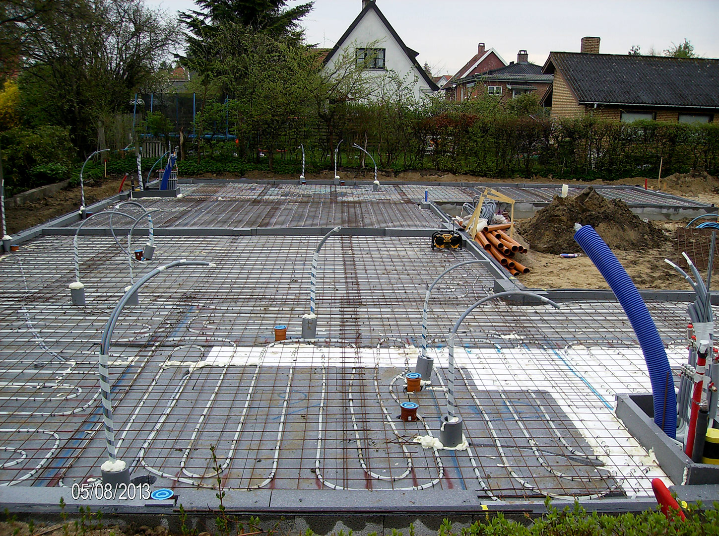 2013-05-08_09-01-54_2452 2013-05-08_09-01-54_2452