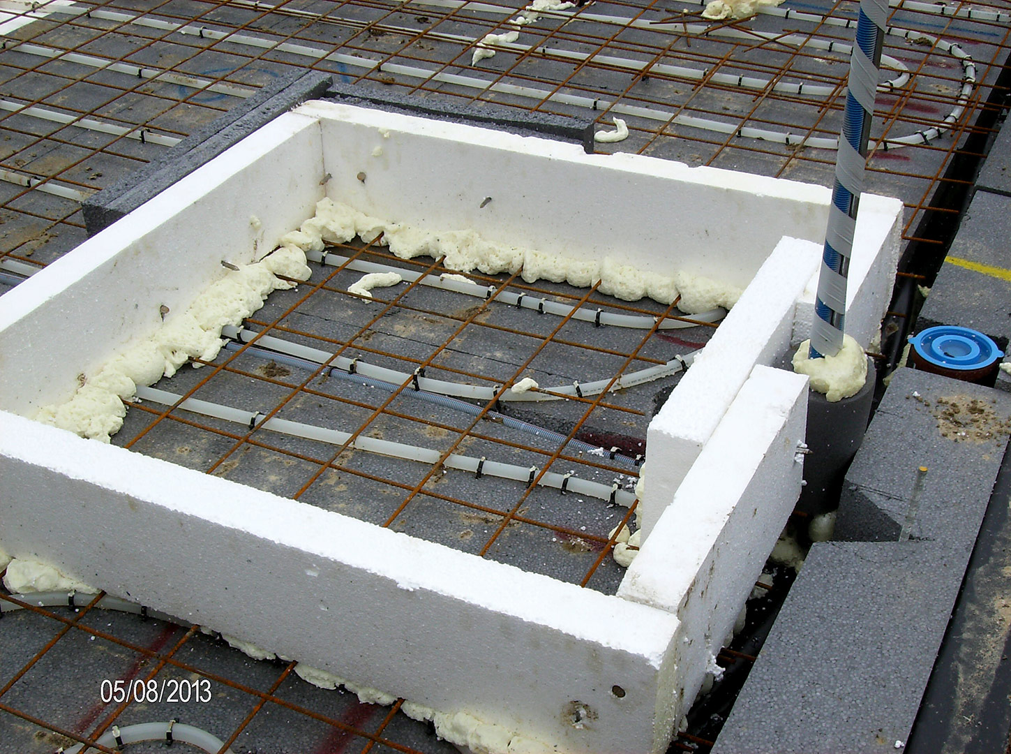 2013-05-08_14-08-28_2459 2013-05-08_14-08-28_2459