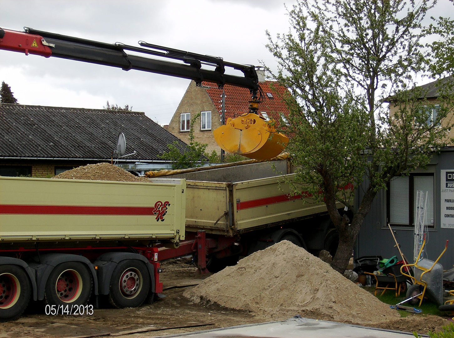 2013-05-14_10-13-39_2499 2013-05-14_10-13-39_2499