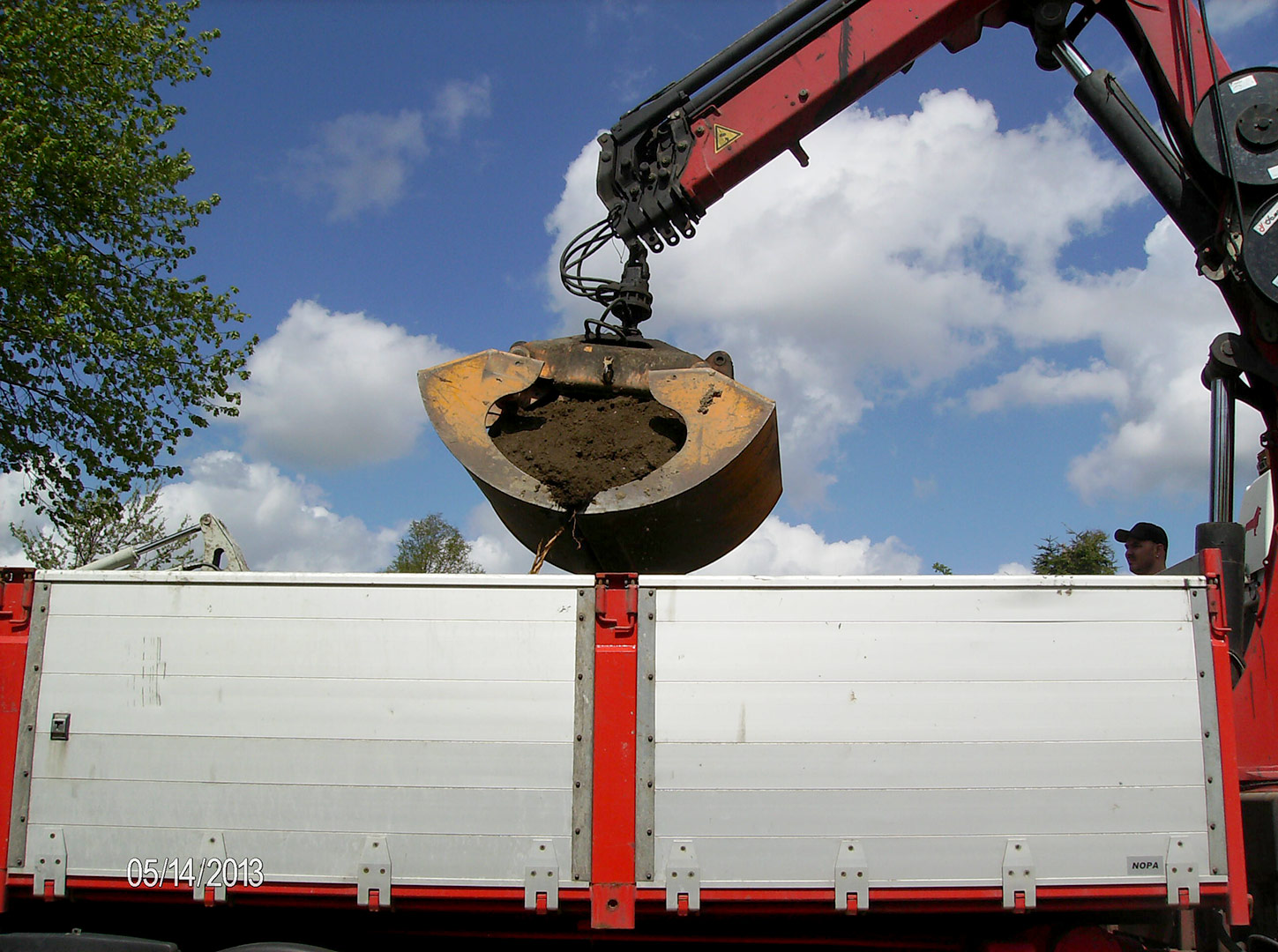 2013-05-14_12-03-17_2503 2013-05-14_12-03-17_2503