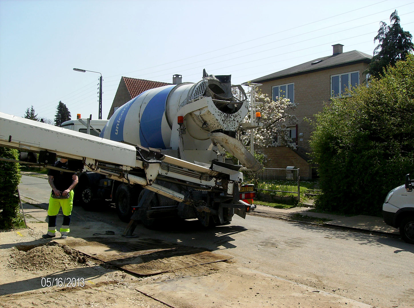 2013-05-16_11-07-30_2525 2013-05-16_11-07-30_2525