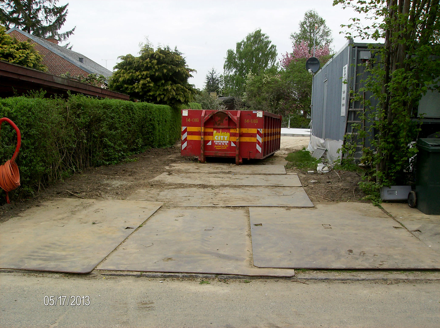 2013-05-17_08-33-53_2541 2013-05-17_08-33-53_2541