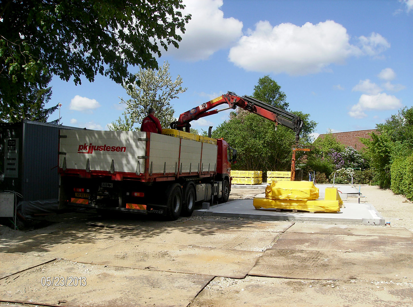 2013-05-23-13-10-20_2556 2013-05-23-13-10-20_2556