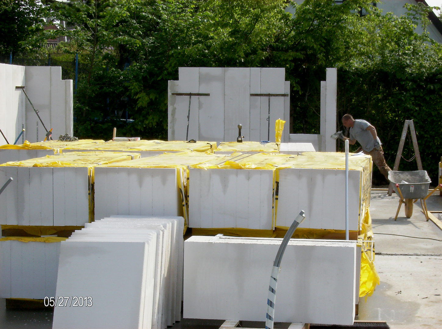 2013-05-27-09-33-48_2580 2013-05-27-09-33-48_2580