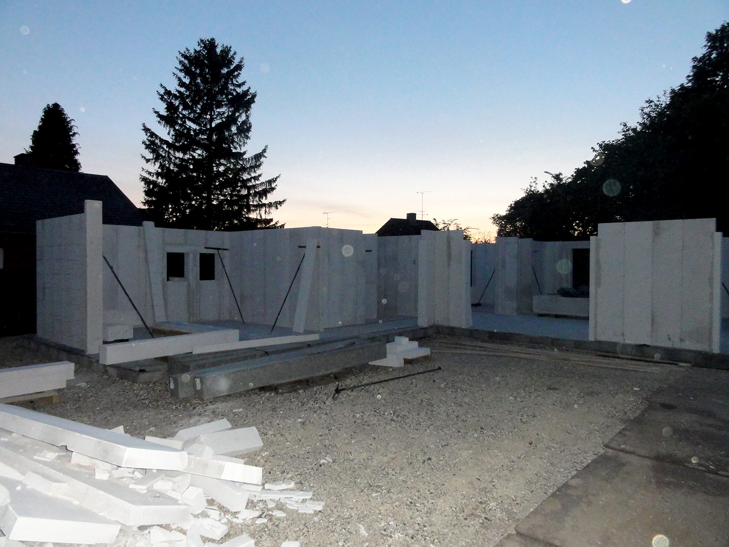 2013-05-30-22-21-00_07976 2013-05-30-22-21-00_07976