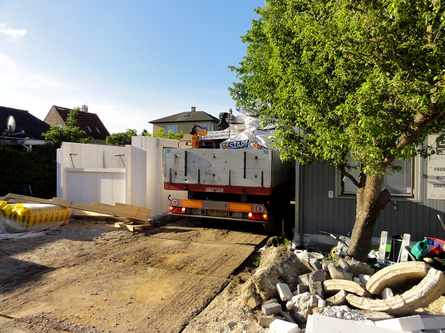 2013-06-03-07-21-43_08042 2013-06-03-07-21-43_08042