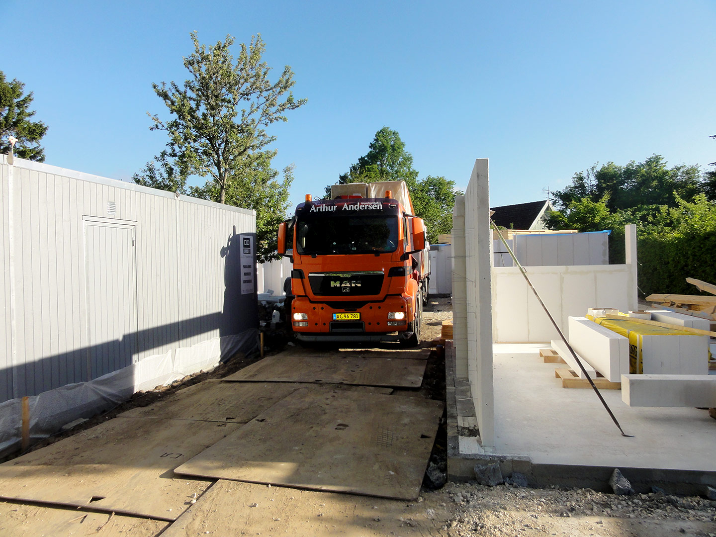 2013-06-03-07-27-11_08046 2013-06-03-07-27-11_08046