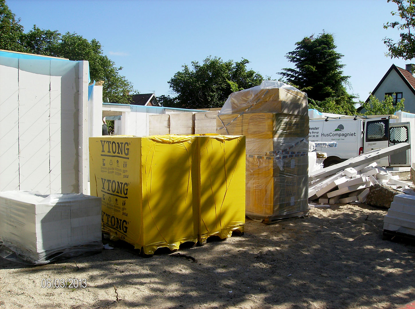 2013-06-03-08-42-37_2715 2013-06-03-08-42-37_2715