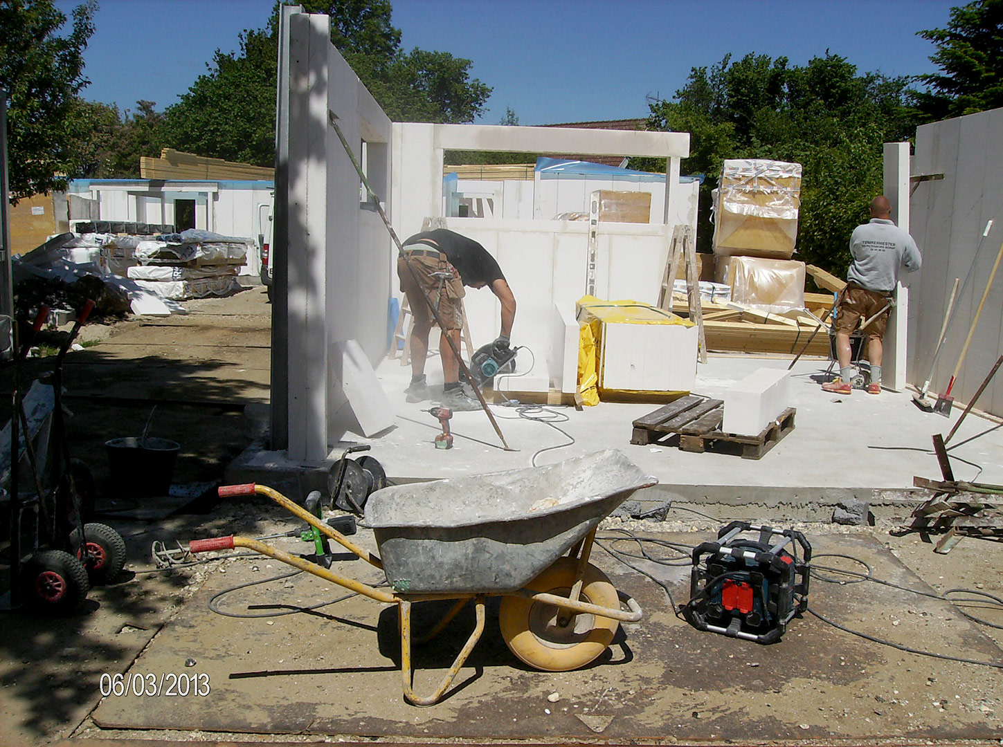 2013-06-03-11-59-18_2720 2013-06-03-11-59-18_2720