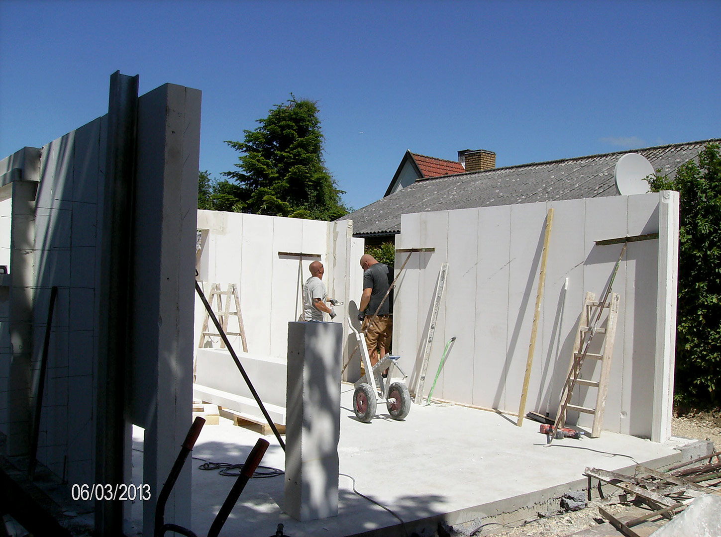 2013-06-03-12-39-57_2728 2013-06-03-12-39-57_2728