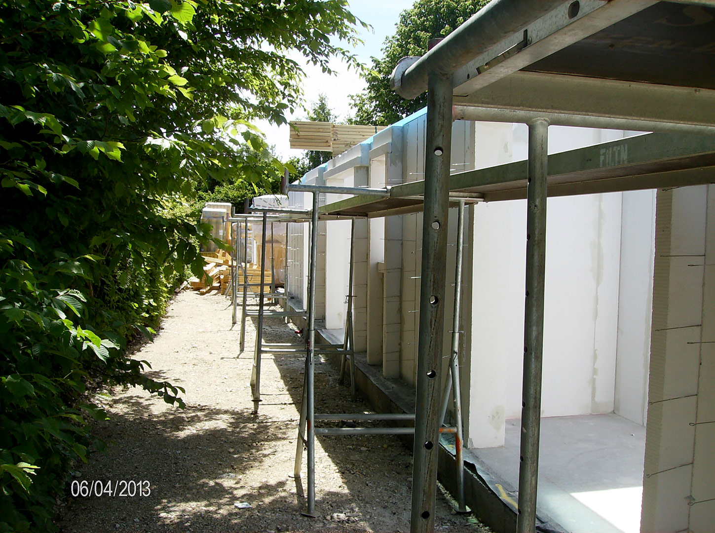 2013-06-04-12-17-33_2744 2013-06-04-12-17-33_2744