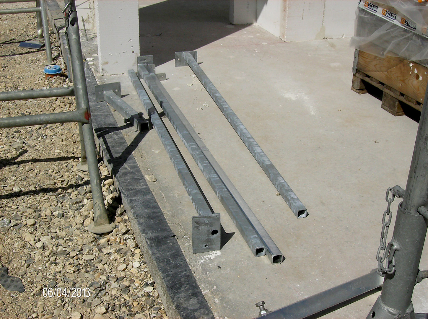 2013-06-04-14-01-10_2752 2013-06-04-14-01-10_2752