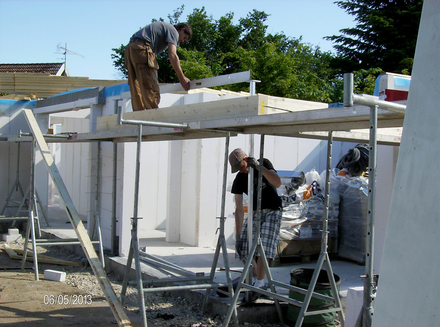 2013-06-05-08-29-48_2755 2013-06-05-08-29-48_2755