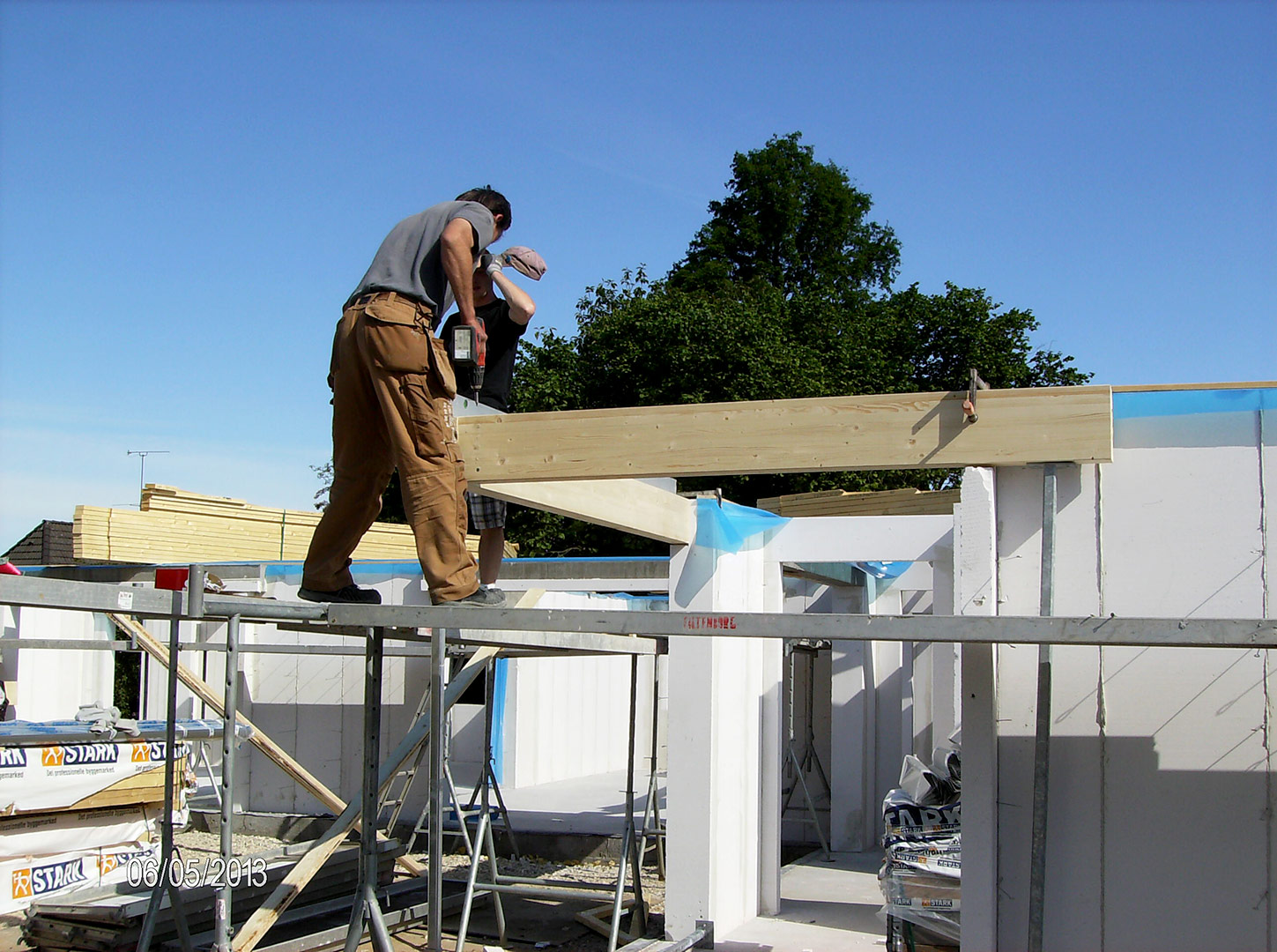 2013-06-05-08-35-13_2758 2013-06-05-08-35-13_2758