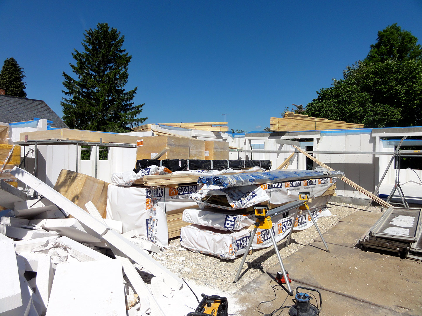 2013-06-05-11-22-39_08099 2013-06-05-11-22-39_08099