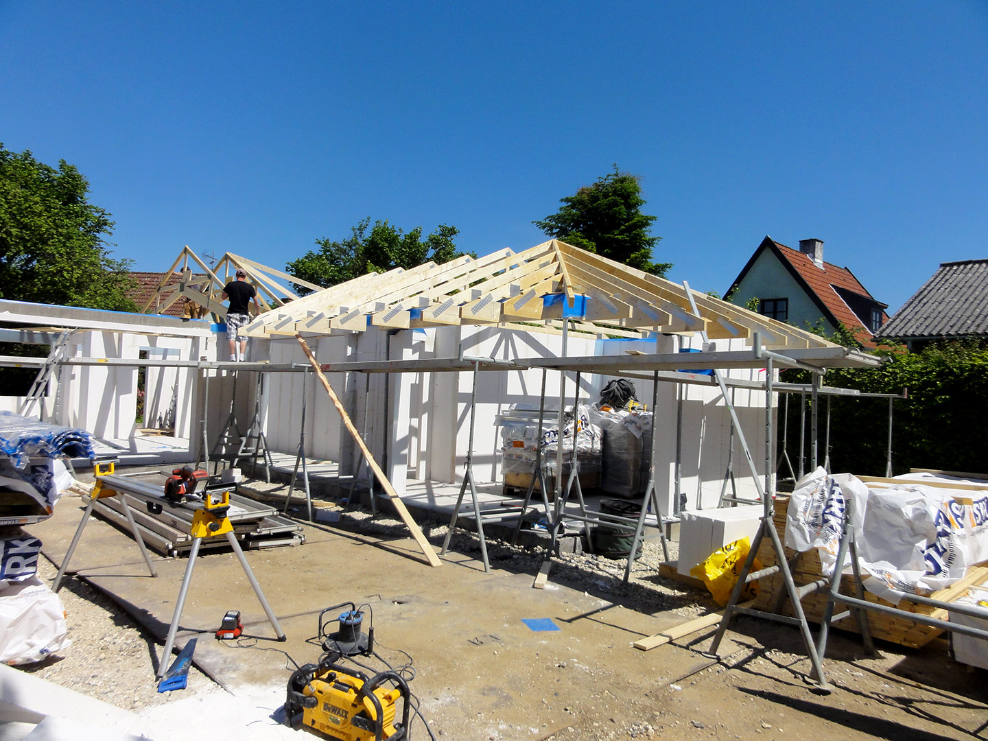 2013-06-05-12-35-59_08102 2013-06-05-12-35-59_08102