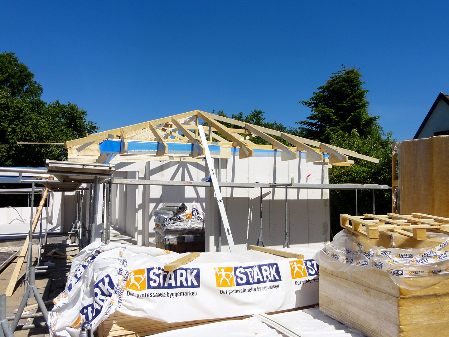 2013-06-05-12-37-13_08106 2013-06-05-12-37-13_08106