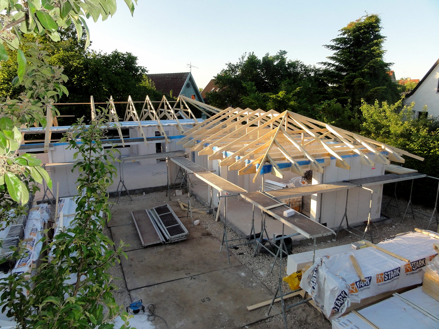 2013-06-05-20-28-27_08142 2013-06-05-20-28-27_08142