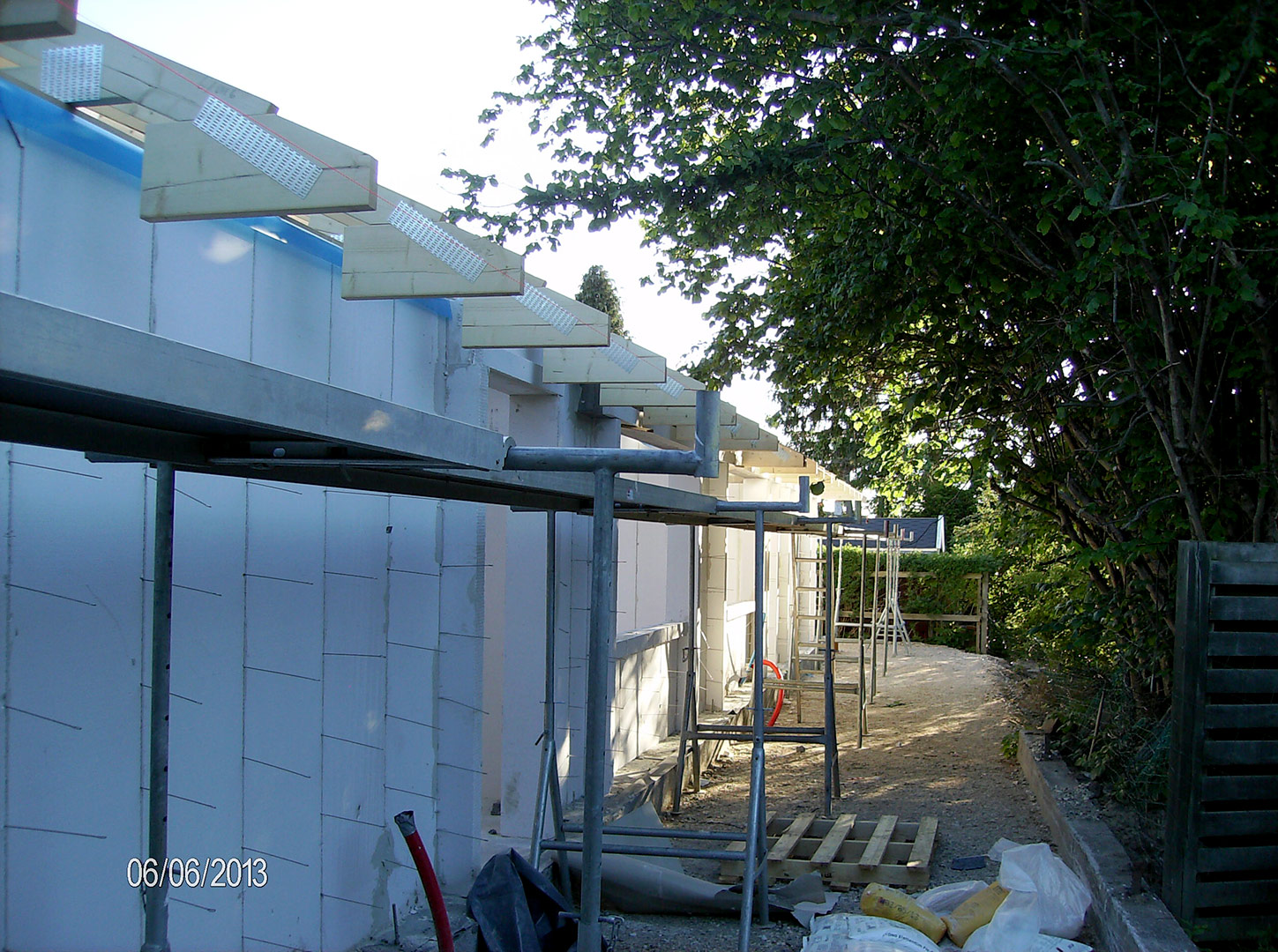 2013-06-06-18-41-05_2799 2013-06-06-18-41-05_2799