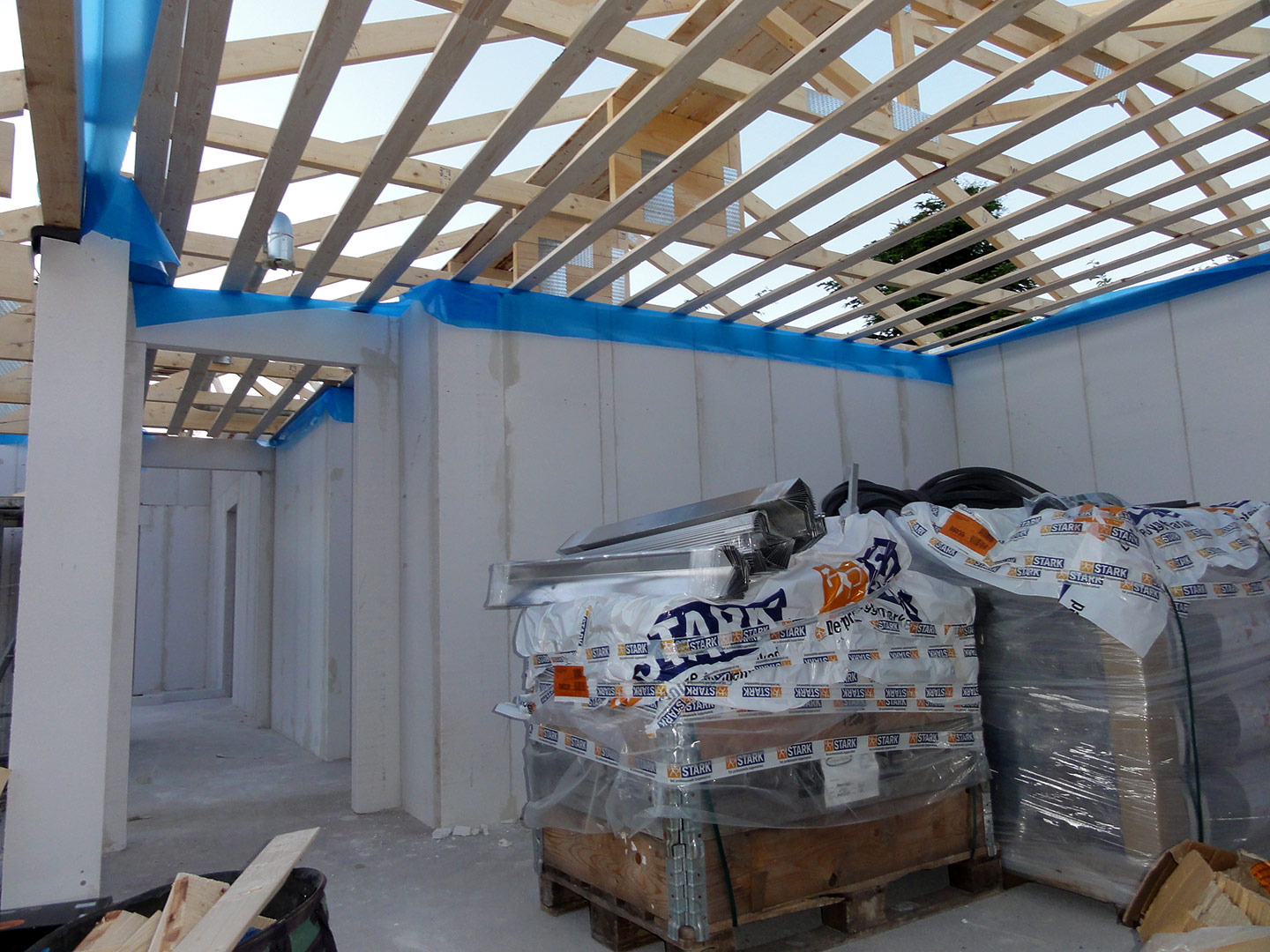 2013-06-06-21-42-47_08199 2013-06-06-21-42-47_08199