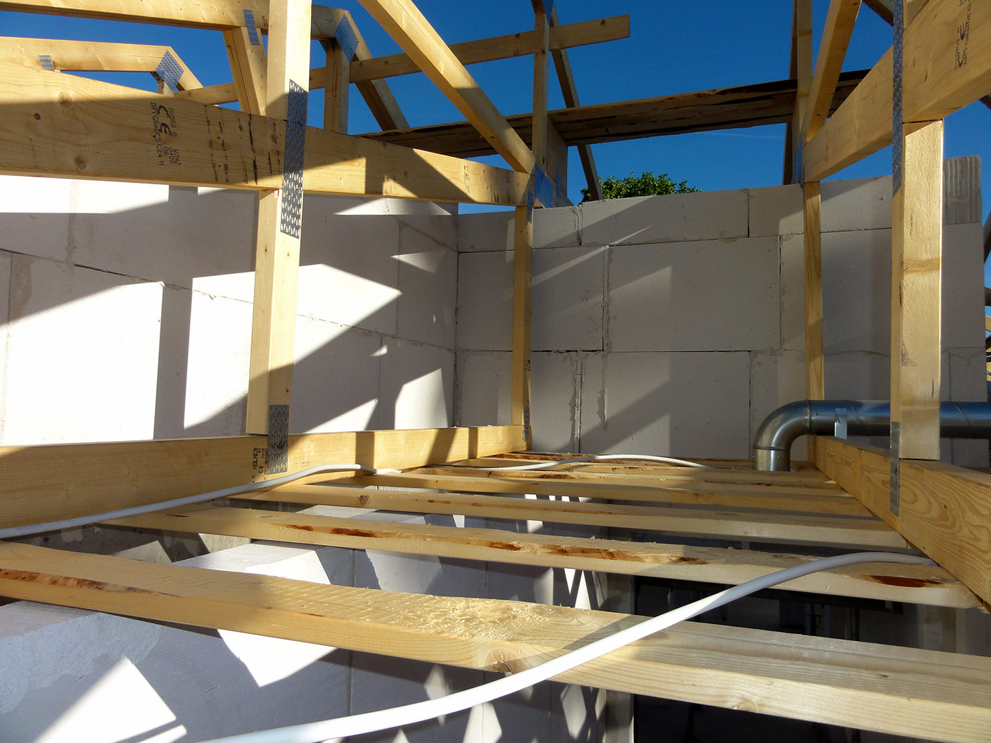 2013-06-10-19-02-58_08280 2013-06-10-19-02-58_08280