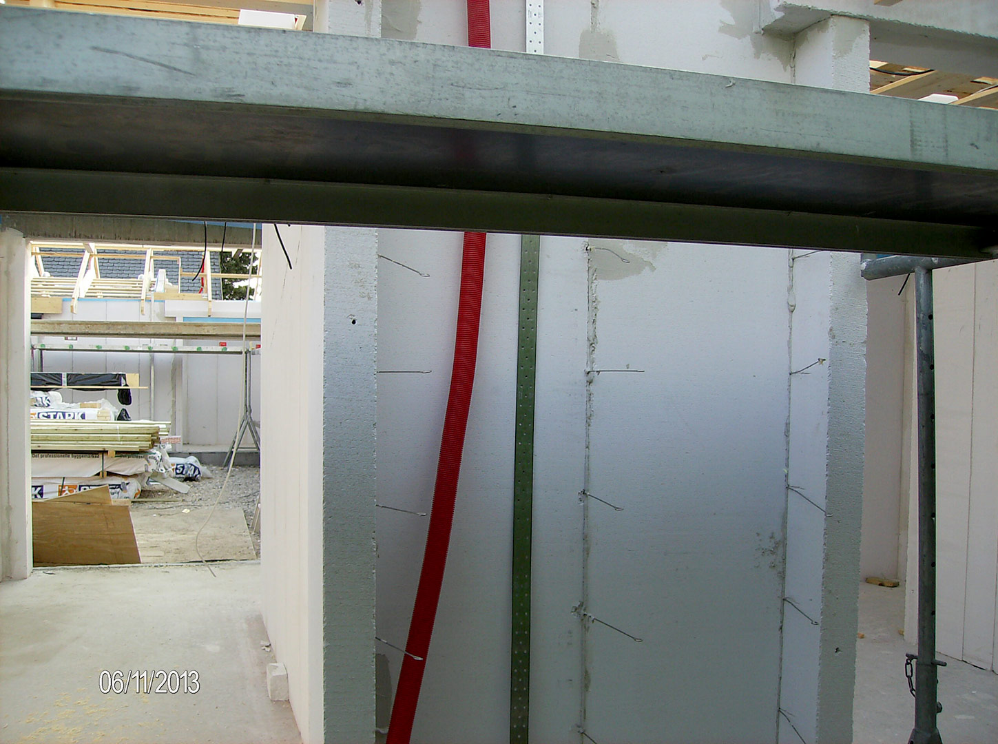 2013-06-11-18-32-36_2856 2013-06-11-18-32-36_2856