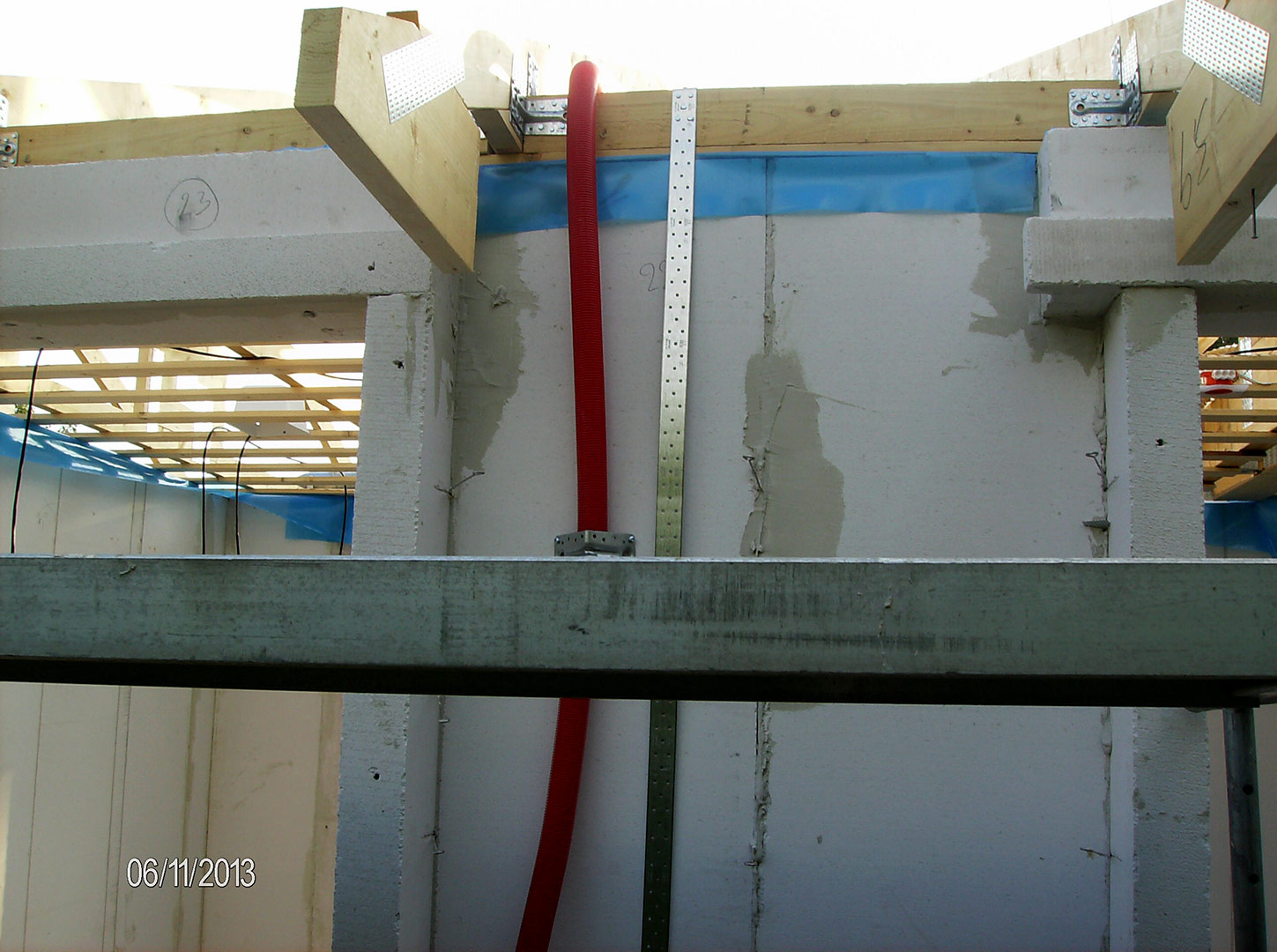 2013-06-11-18-32-44_2857 2013-06-11-18-32-44_2857