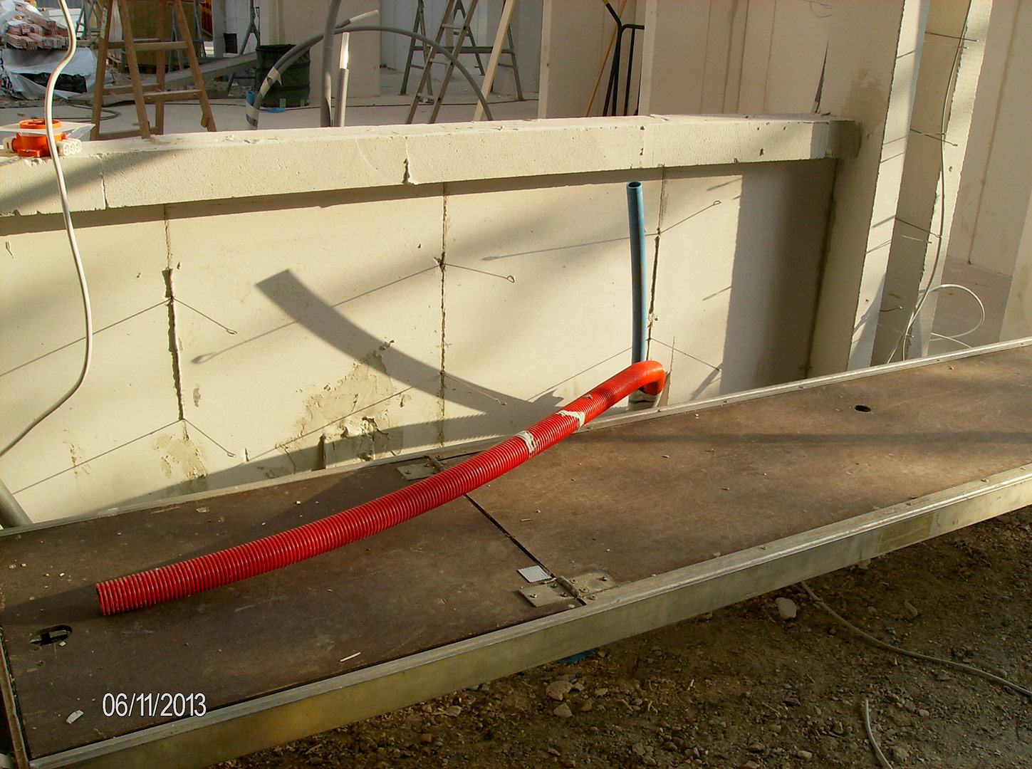 2013-06-11-18-35-29_2865 2013-06-11-18-35-29_2865