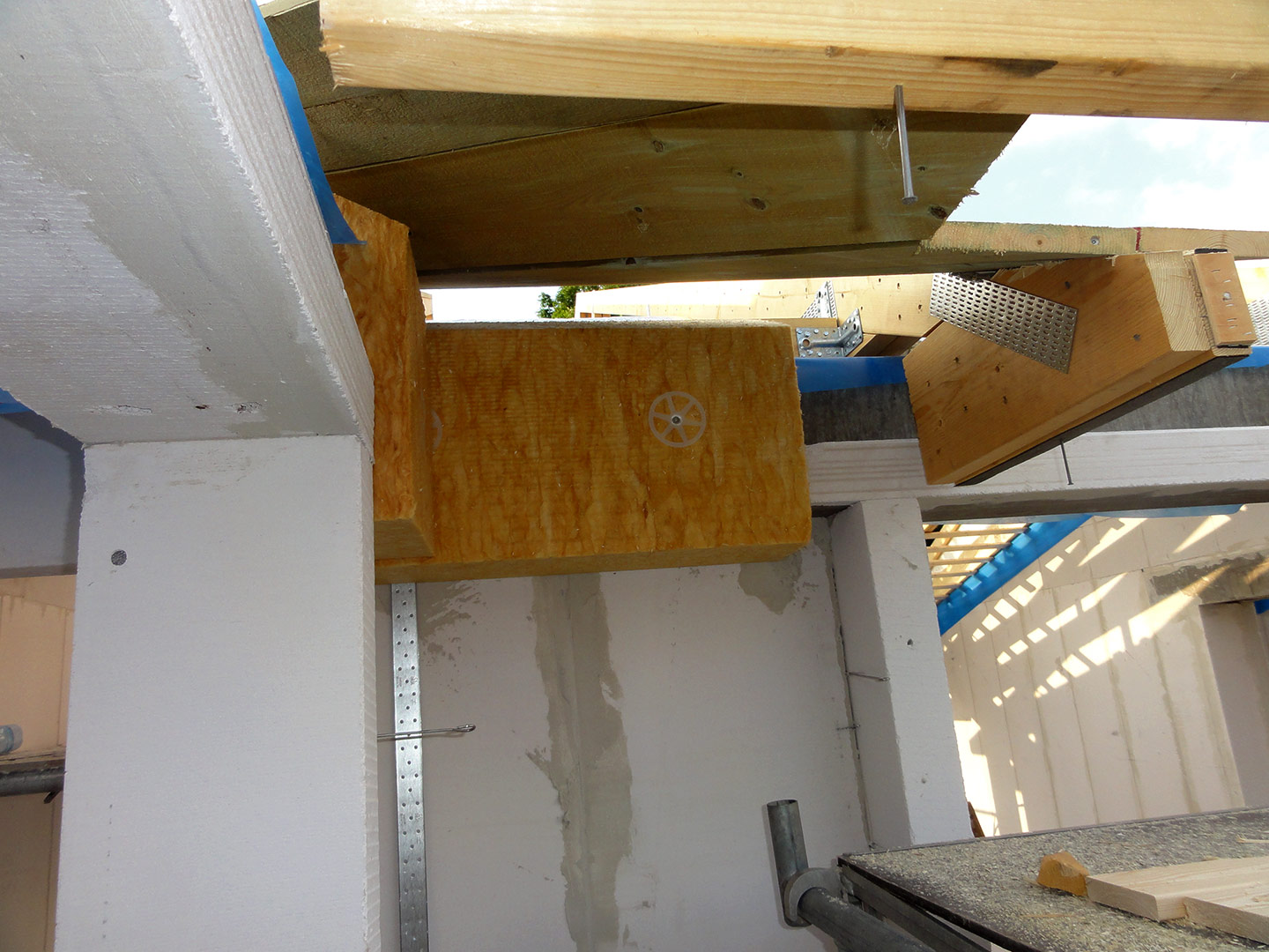 2013-06-11-19-40-41_08330 2013-06-11-19-40-41_08330