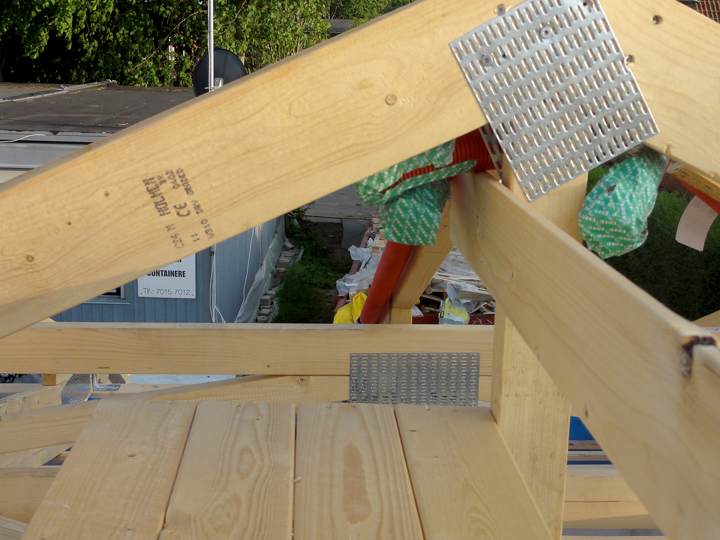 2013-06-11-19-50-49_08359 2013-06-11-19-50-49_08359