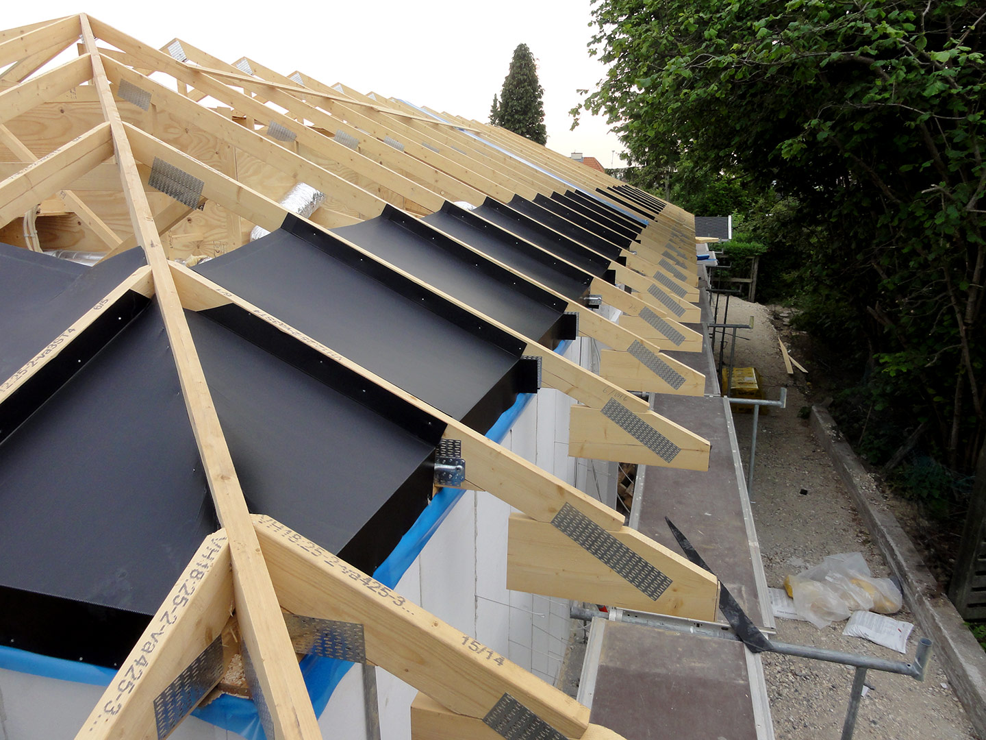 2013-06-12-18-48-05_08381 2013-06-12-18-48-05_08381