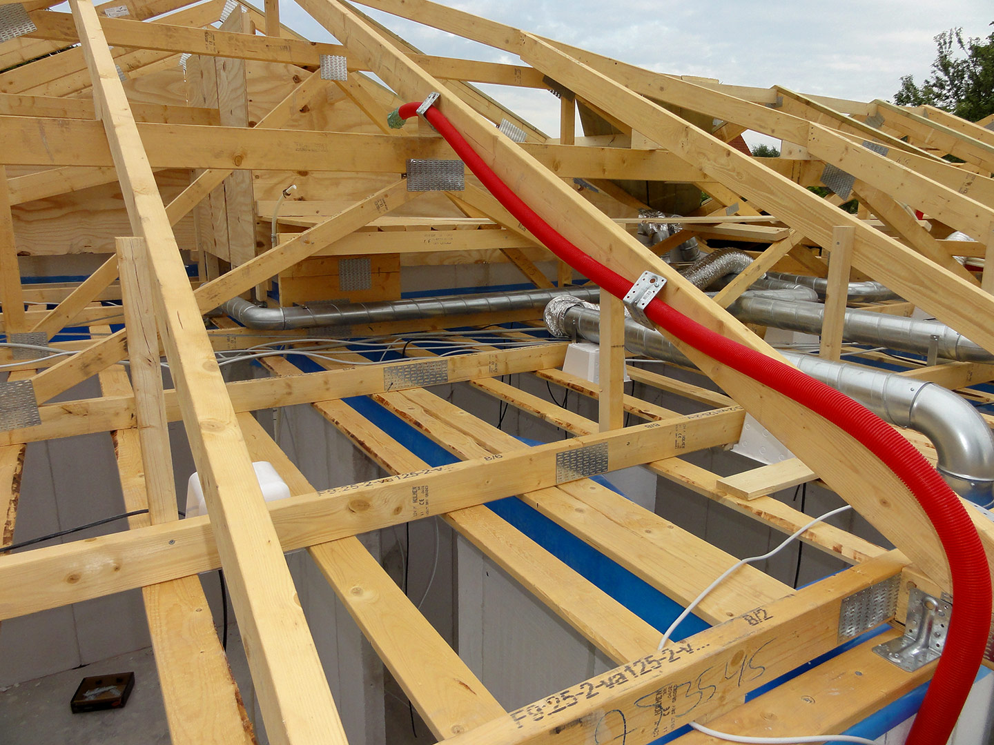 2013-06-12-18-59-53_08387 2013-06-12-18-59-53_08387