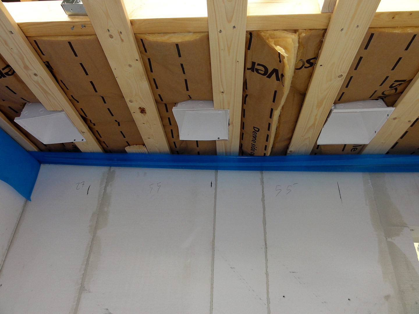 2013-06-12-19-25-17_08407 2013-06-12-19-25-17_08407