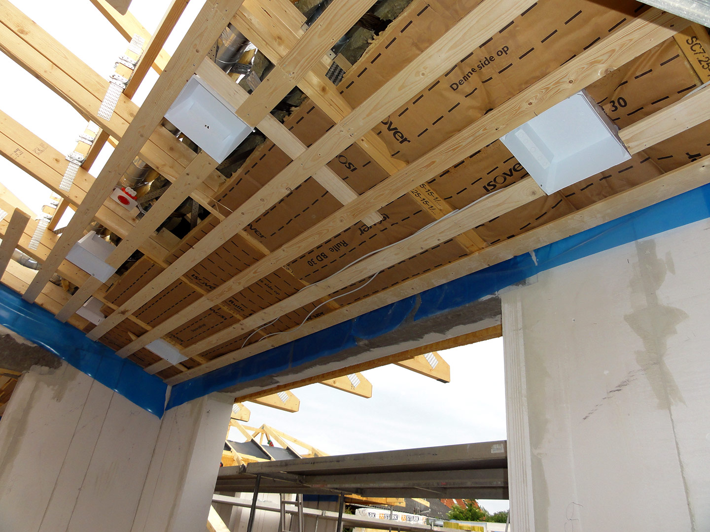 2013-06-12-19-27-07_08410 2013-06-12-19-27-07_08410