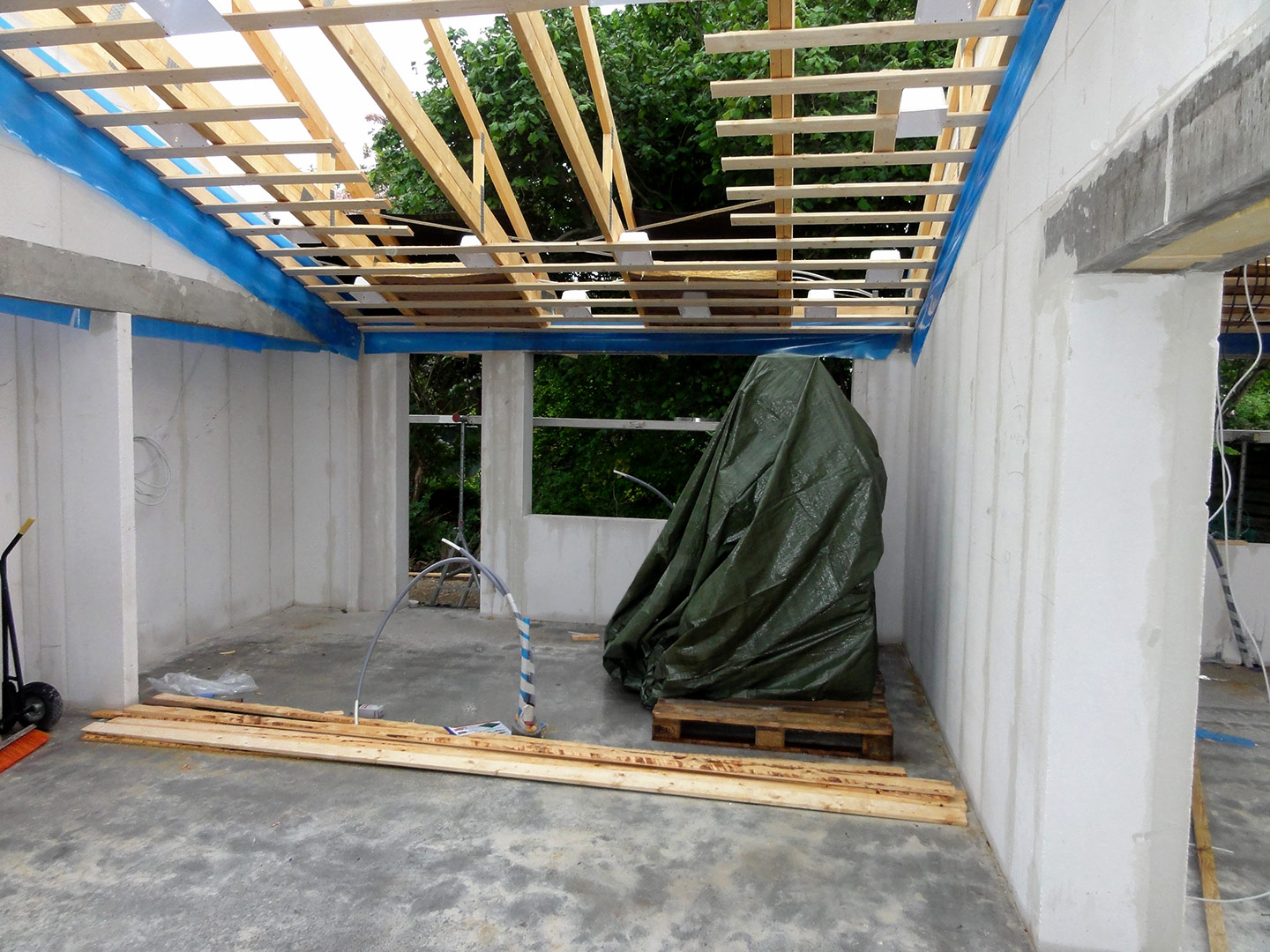 2013-06-13-20-30-04_08418 2013-06-13-20-30-04_08418