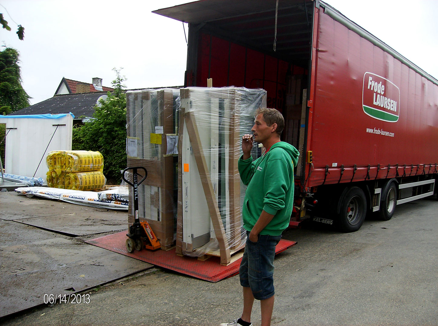 2013-06-14-07-05-17_2877 2013-06-14-07-05-17_2877