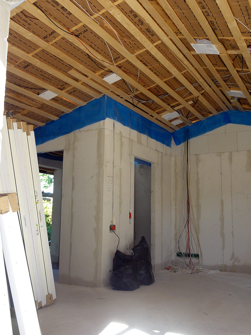 2013-06-18-16-36-47_08597 2013-06-18-16-36-47_08597